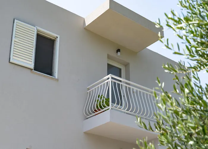 Apartment Konak * Molunat