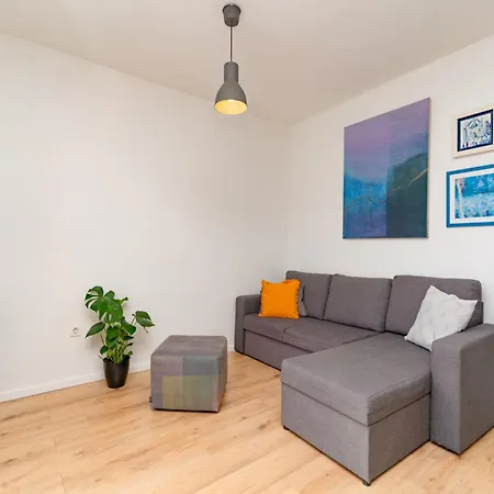 Apartment Konak * Molunat