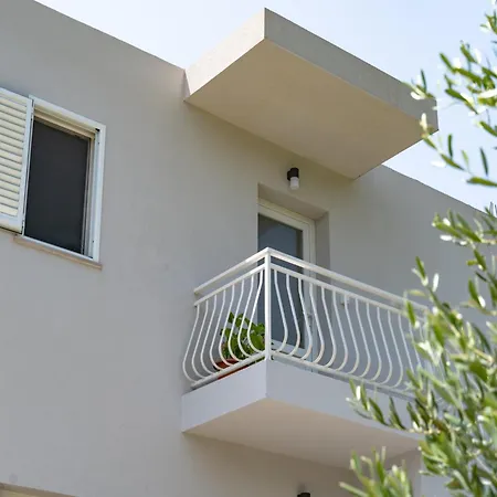 Apartment Konak * Molunat