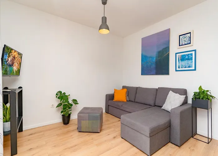 Apartment Konak * 莫鲁纳特